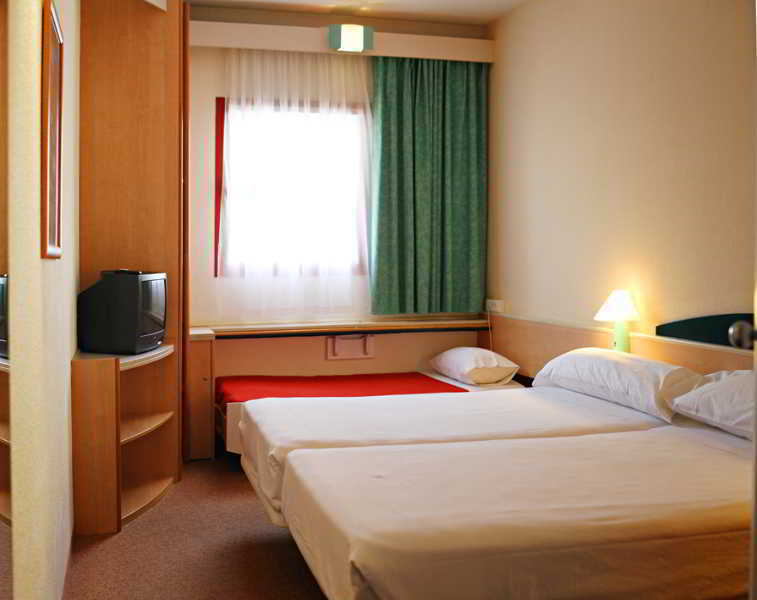 Hotel Iris Guadalajara Extérieur photo